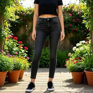 Hot Topic BLACKHEART Black Skulls Mid Rise Women Skinny Jeans Sz 0 Stretch